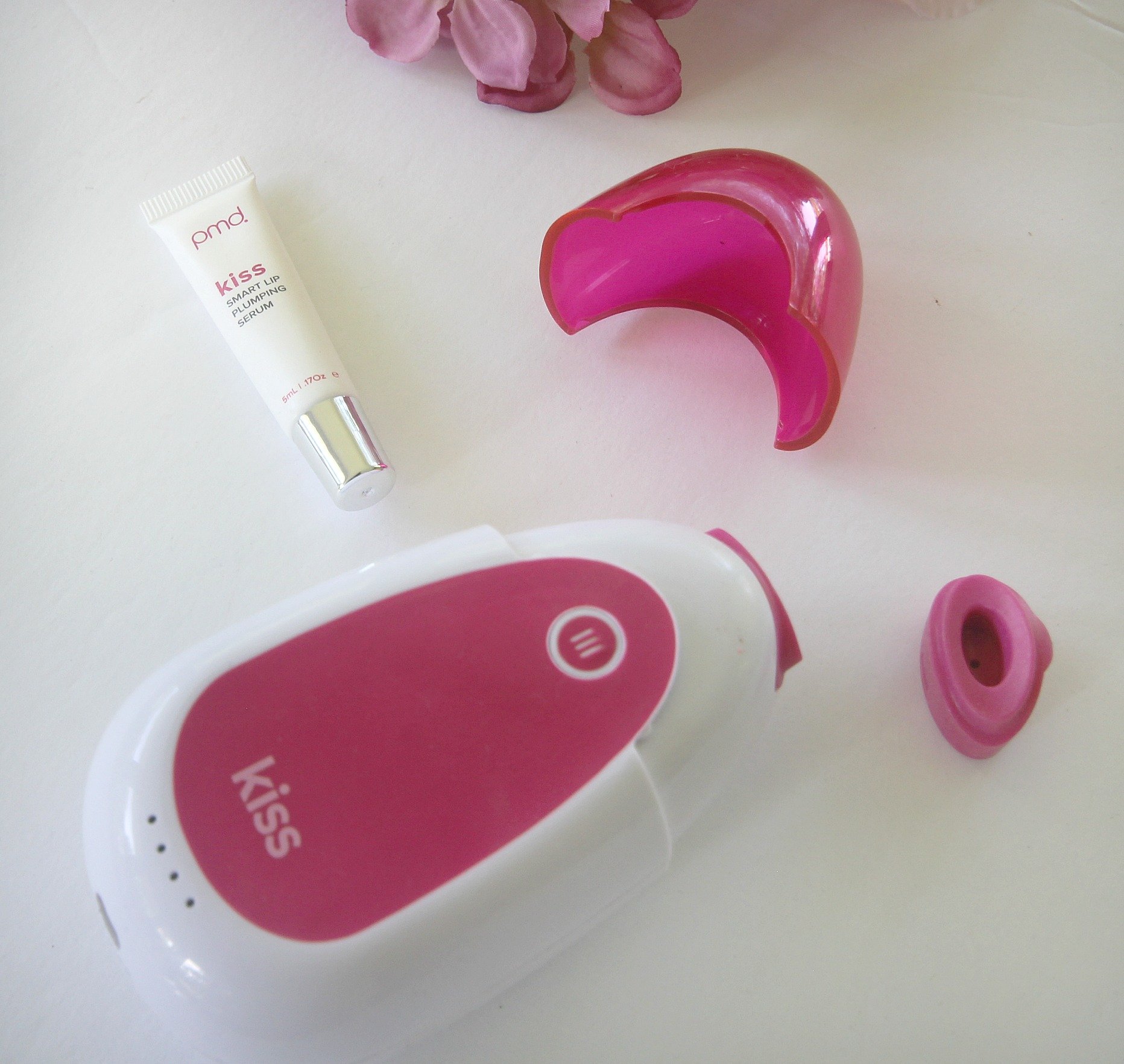PMD kiss lip plumping system