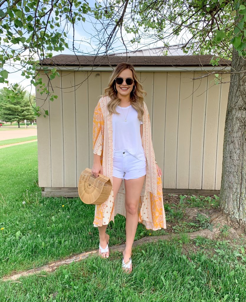 How To Style a Kimono 5 Ways - Kelsie Kristine