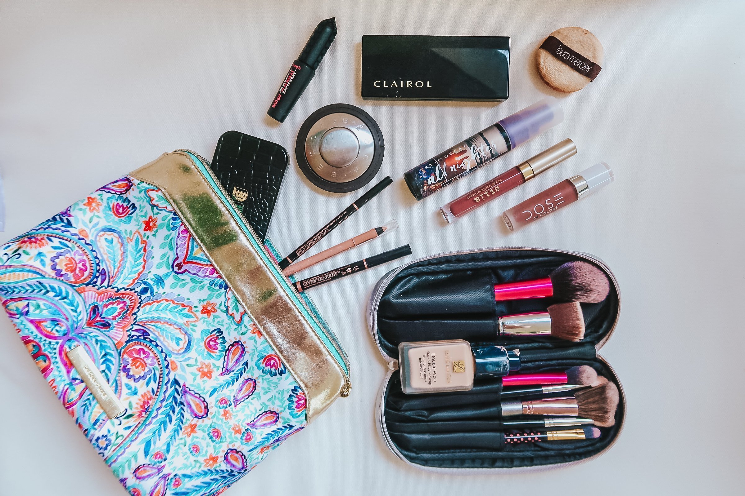 What's in My Travel Makeup Bag - Kelsie Kristine